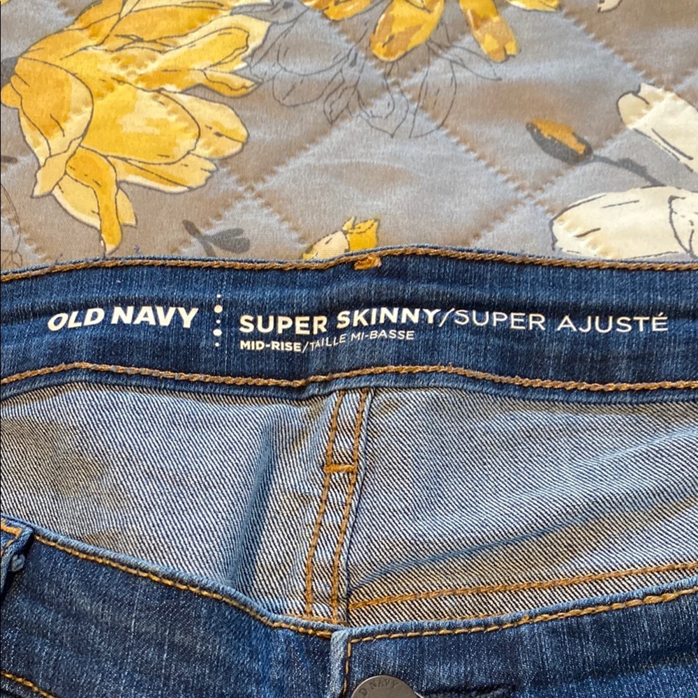 Old Navy Super Skinny Jeans